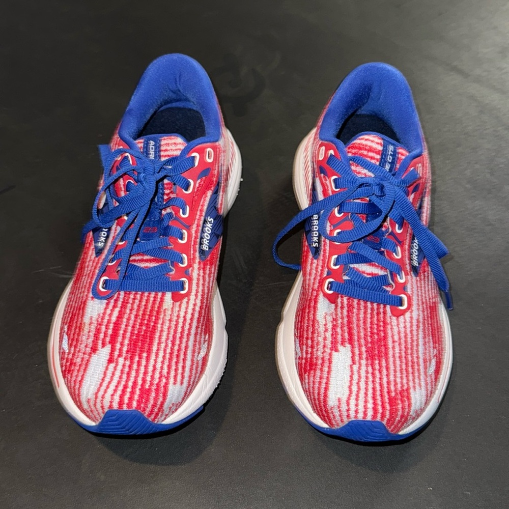 Brooks Adrenaline GTS 23